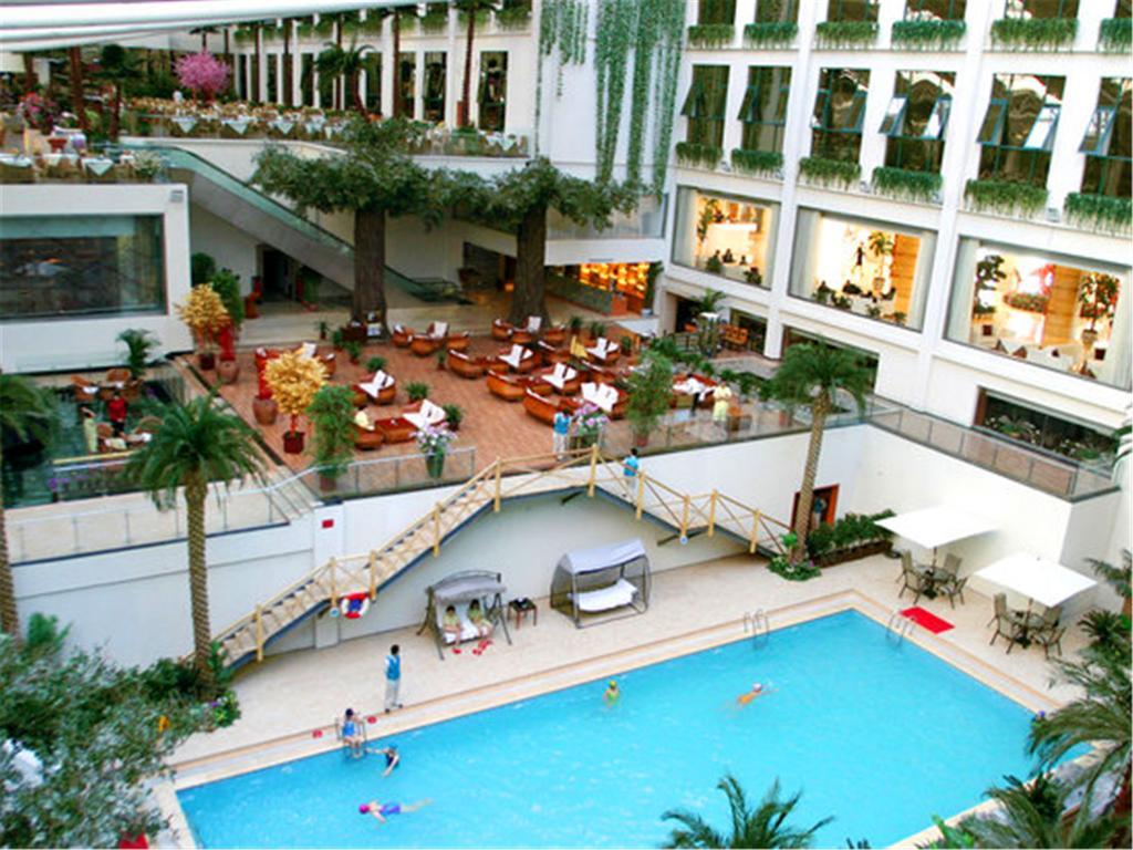 The Hot Spring Hotel of The Hot Club Peking  Buitenkant foto