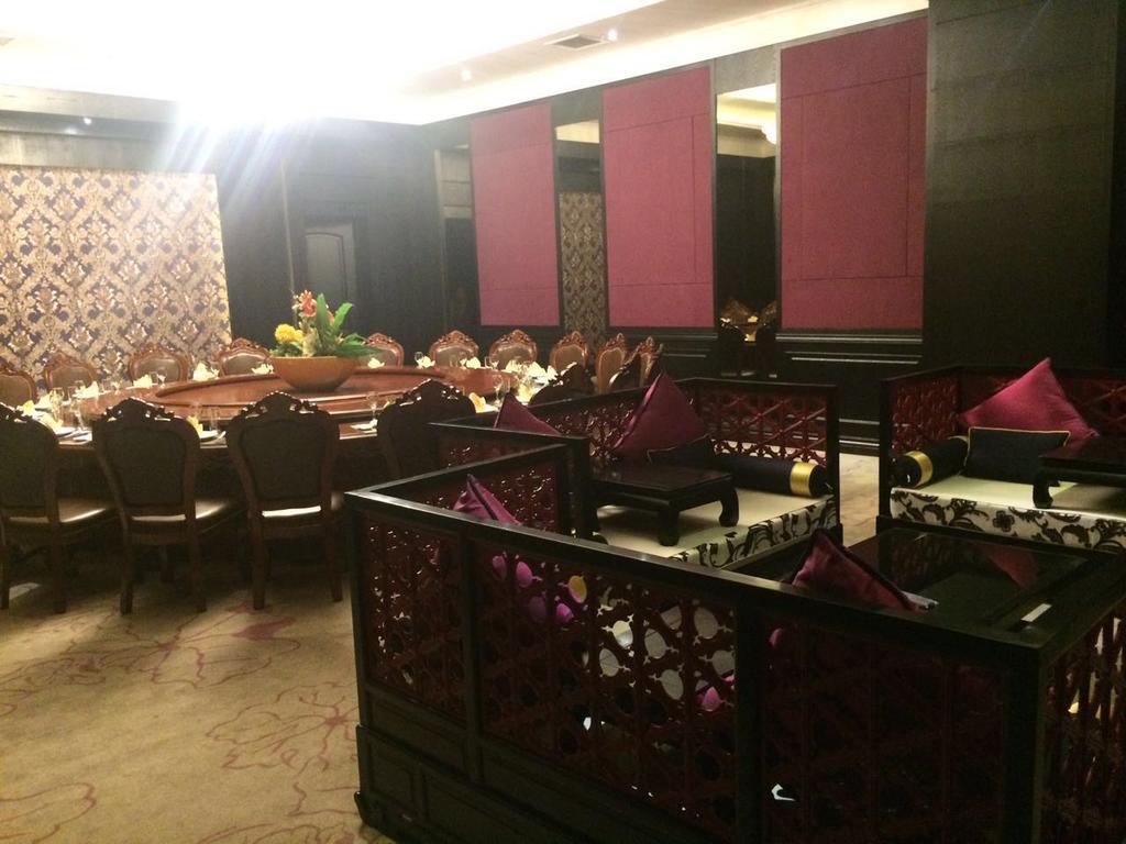 The Hot Spring Hotel of The Hot Club Peking  Buitenkant foto